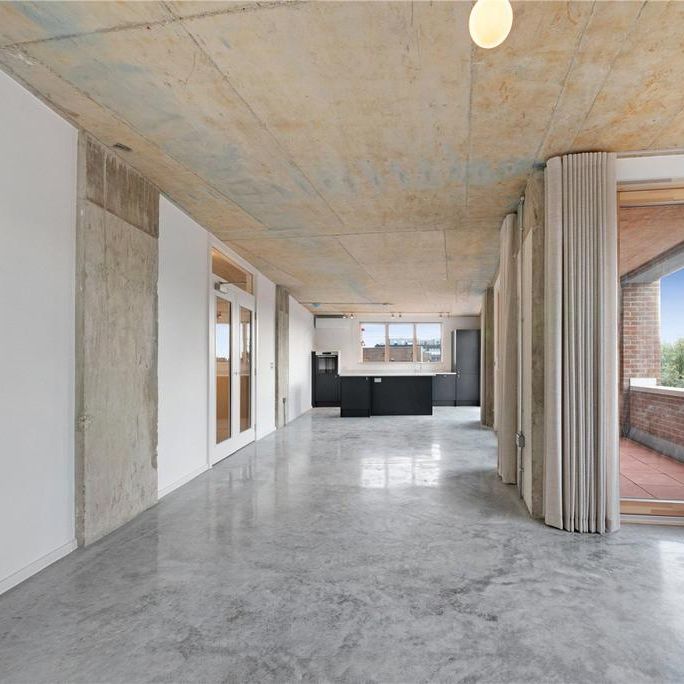 3 bedroom penthouse to rent - Photo 1