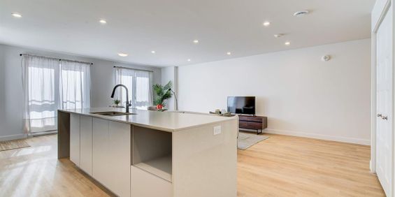 2 CH - 1 SDB - Huntingdon - $1,250 /mo - Photo 3