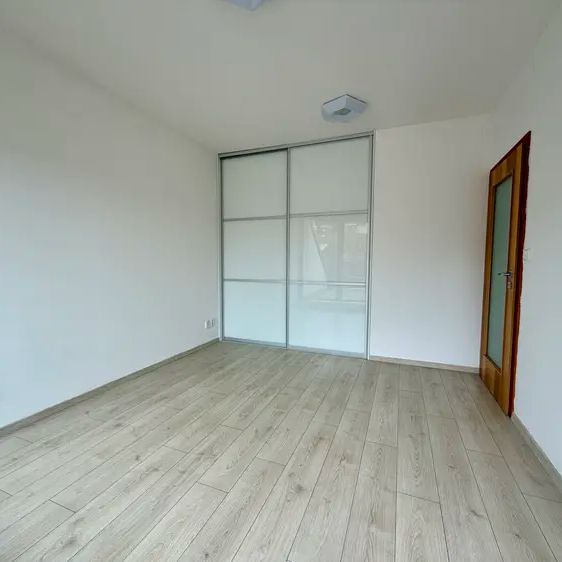 Pronájem zděného bytu o dispozici 3+kk + terasa, ul. Chmelnice, Brno - Líšeň, CP 70 m - Photo 1