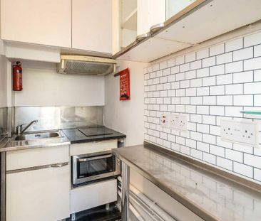 Studio to rent - Photo 5