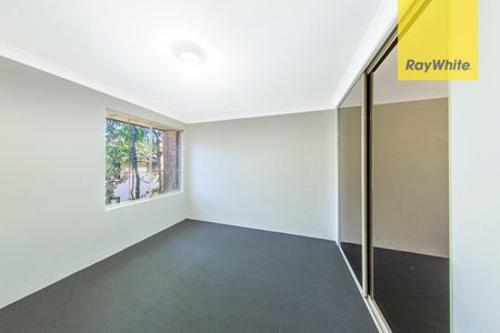 Spacious 2 Bedroom Apartment - Photo 3