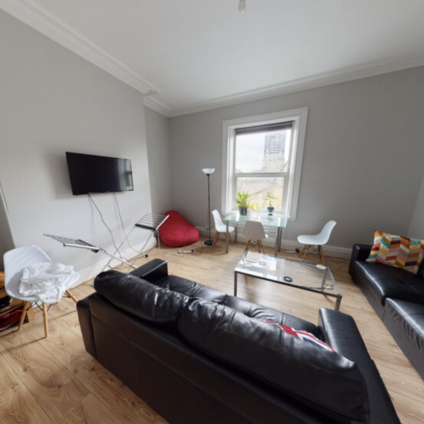 2 Flat 3 Ashwood Villas, Leeds, LS6 2EJ - Photo 1