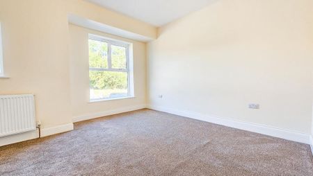 2 New Limes, Barnwood Road - Photo 5