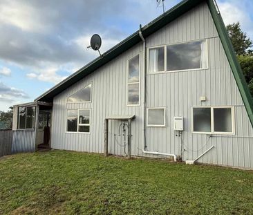 3-Bedroom Home with Great Living Area – Short Term - Photo 4