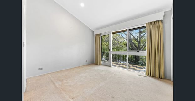 Perfect Family Home in a Prime Ashwood Location - Photo 1