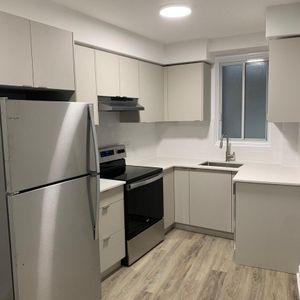 416 - 1255 Sherwood Crescent, Mount Royal - Photo 2