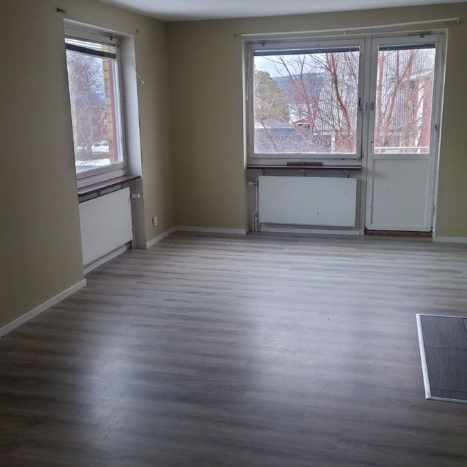 Folketshusgatan, Bräcke - Foto 1