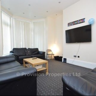 10 Bedroom Student Houses Headingley Leeds - Photo 1