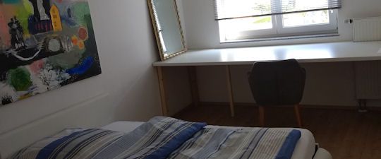 Reihenendhaus mit Terrasse und Garten in Merheim - Foto 1