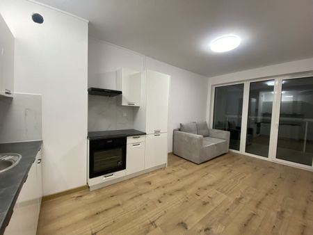 1-szy Najemca, Metro, Garaż, Blisko komunikacji 35 m² - Photo 3