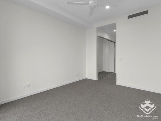 Great Apartment with Lifestyle on Level 2 - Photo 1