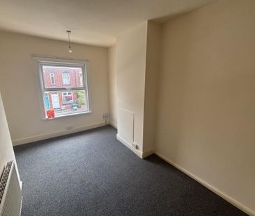 3 bedroom house - terraced to rent - Photo 3