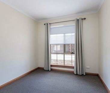 Charming and Practical Living in a Convenient Locale! - Photo 5