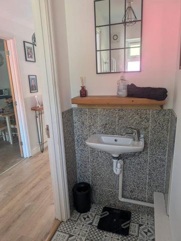3 bedroom semi-detached house to rent - Photo 2