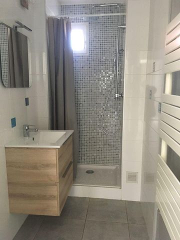 Location Appartement 3 pièces 62m² VALENCE 26000 - Photo 3