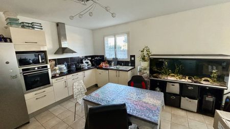 Location Maison 4 pièces 90m² NARBONNE 11100 - Photo 5