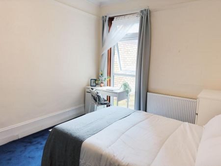 6 bedroom house share to rent - Photo 4