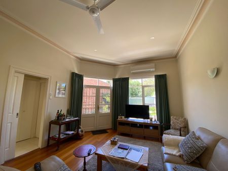 16 Brixton Street, Flemington VIC 3031 - Photo 4