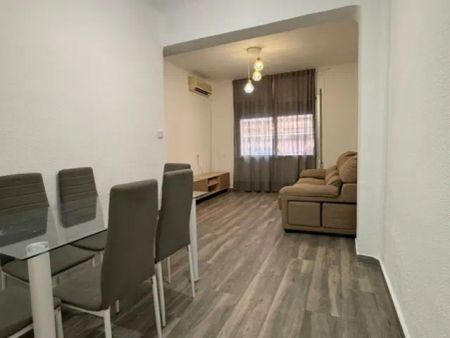 Piso en alquiler en Vistabella - Photo 3