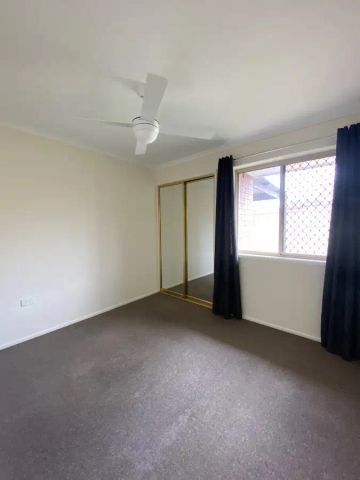 “Beautifully renovated home in Browns Plains” - Photo 3