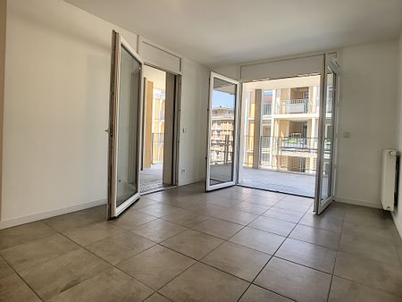 T3 - 65 M2 - BALCON 12 m2 - GARAGE - 69100 VILLEURBANNE - Photo 5