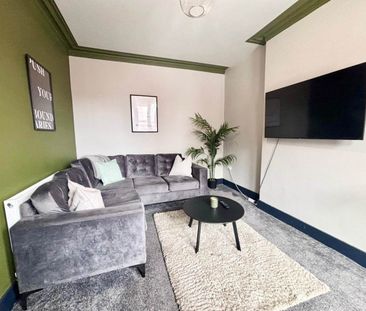 Cobden Terrace, Lower Wortley, Leeds - Photo 1