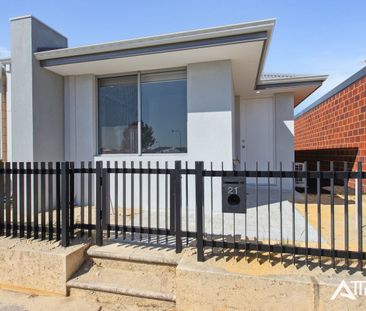 MODERN & LOW-MAINTENANCE LIVING | 3 BEDROOMS - Photo 6