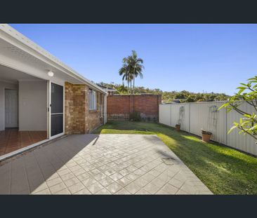 4 Loxton Court, Helensvale, Qld 4212 - Photo 4