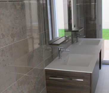 4.5-room apartment with a view of the lake and the Alps - Photo 6
