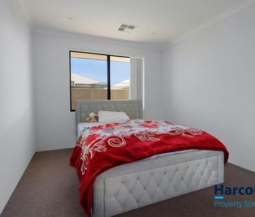 Relax, Entertain & Enjoy - The Perfect Home for Modern Living - Photo 3