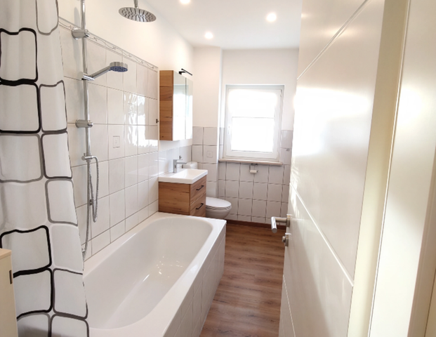 Hochmoderne 3,5Z-Wohnung für den gehobenen Anspruch n. Sanierung - Foto 1