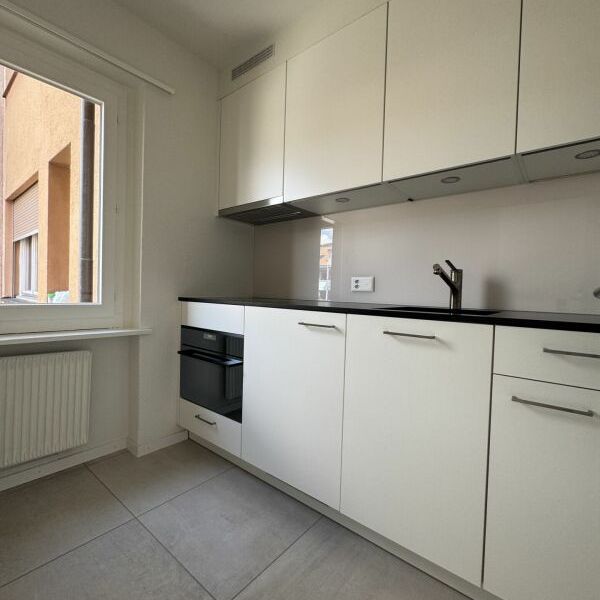 Renovierte 2.5-Zimmerwohnung im Stadtzentrum Biel/Bienne - Foto 1
