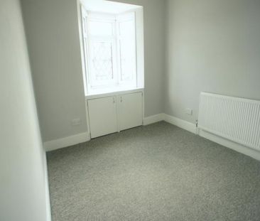 2 Bedroom Maisonette To Let - Photo 5