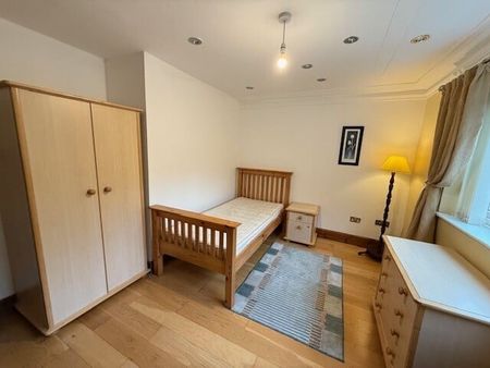 Brookwood Crescent, Nottingham, NG4 - Photo 3