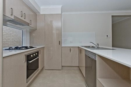 34 Oriole Street, Griffin - Photo 2