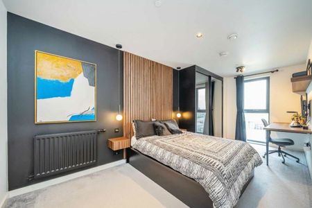 Lakeside Drive, Acton, NW10 - Photo 4