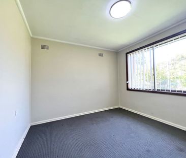 Modern Four Bedroom Home&excl;&excl;&excl; - Photo 3