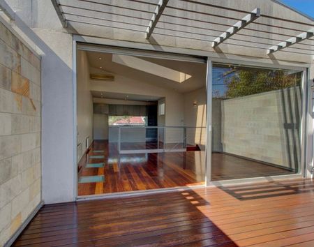 South Yarra - Photo 2