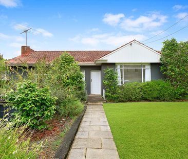 35 Keldie Street, Forestville NSW 2087 - House For Rent | Domain - Photo 2