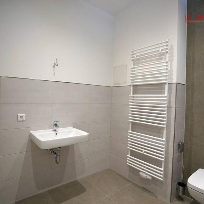 ENTZÜCKENDE, ZENTRUMSNAHE 2-RWG (WG-GEEIGNET) M. BALKON U. GR. KÜCHE - ERSTBEZUG NACH RENOVIERUNG! - Photo 1