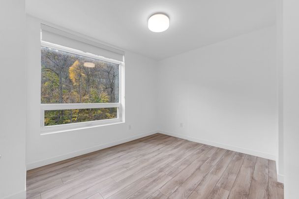 For Lease - 479 Charlton Avenue Unit# 503, Hamilton, Ontario - Photo 1