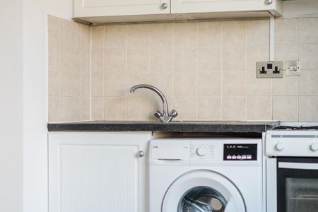 Studio to rent - Photo 4