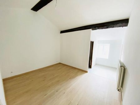 Location Appartement 3 pièces 93m² MACON 71000 - Photo 2