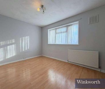 Kempton Avenue, Northolt, UB5 - Photo 6