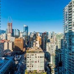 1 bedroom 1 den Vancouver downtown apartment - Photo 3