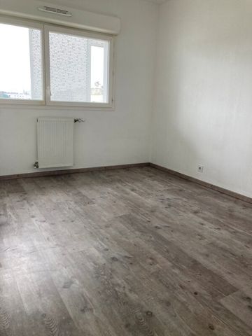 Location Appartement 2 pièces 41m² CENON 33150 - Photo 2