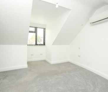 4 bedroom detached bungalow to rent - Photo 6