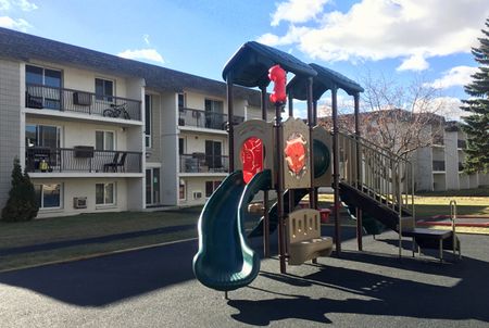 Lewvan Village Apartments - 1 Bedroom - Photo 4
