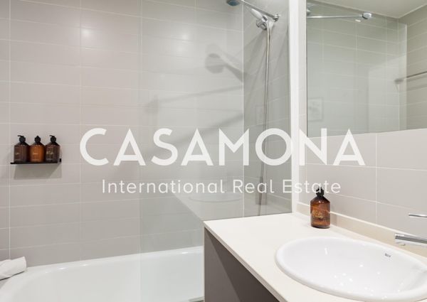Luxurious 2 Bedroom Aparment with a View over Port Vell