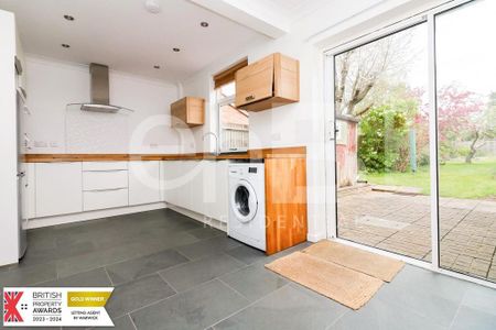 3 bedroom semi-detached house to rent - Photo 2